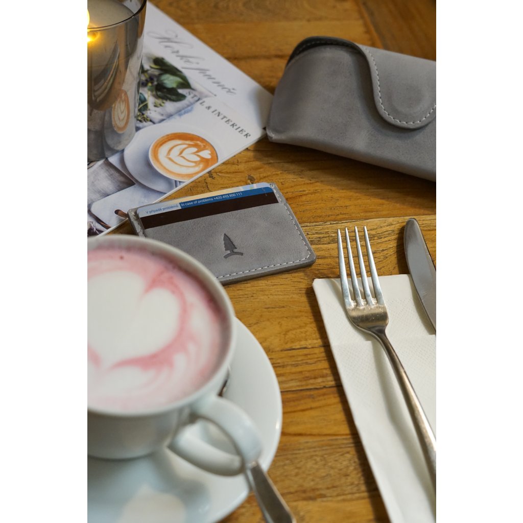 Kožené puzdro na karty a bankovky Challenger