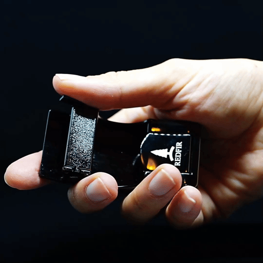 Ženski kožni crni remen Noir s kopčom Elegant lines