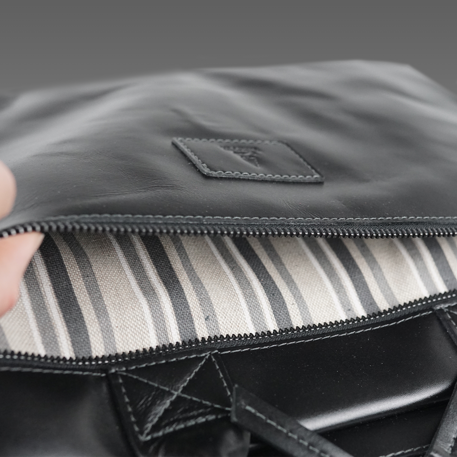 Noir kožna torba za laptop